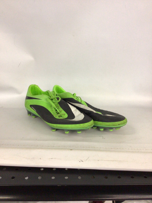 Vist Large View of Product Image Which is Used Nike Soccer Cleats Kelly green Senior 11