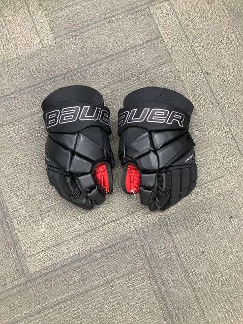 Vist Large View of Product Image Which is Used Bauer 3X Senior Gloves Black 13"