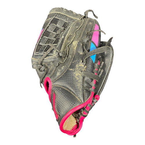 Vist Large View of Product Image Which is Used Mizuno GP 1005F2 BB/SB Glove RH Throw Black 10"