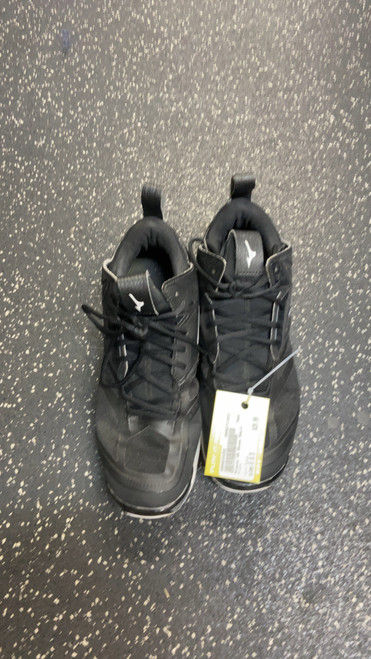Vist Large View of Product Image Which is Used Mizuno VB Shoes Adult Black Senior 8.5