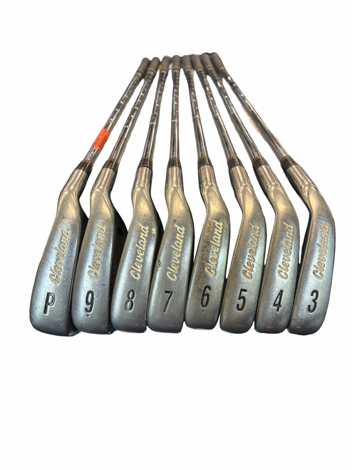 Vist Large View of Product Image Which is Used Cleveland TOUR ACTION 5 Mens Iron Set RH 3I-PW