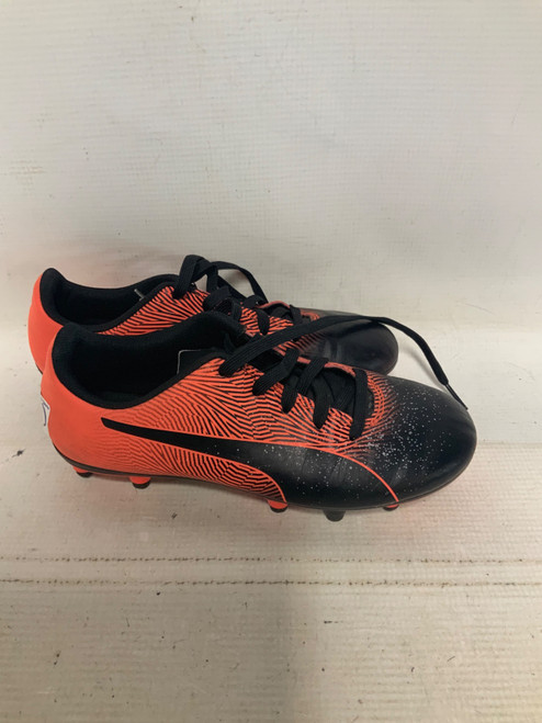 Vist Large View of Product Image Which is Used Puma Soccer Cleats Orange Junior 03