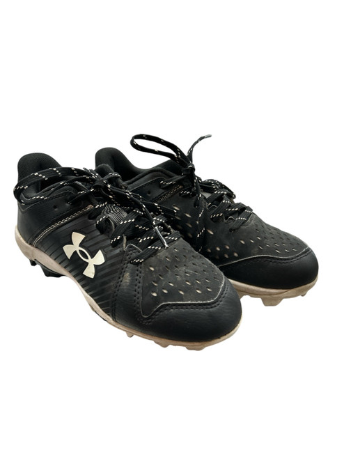 Vist Large View of Product Image Which is Used Under Armour LEADOFF CLEATS 1