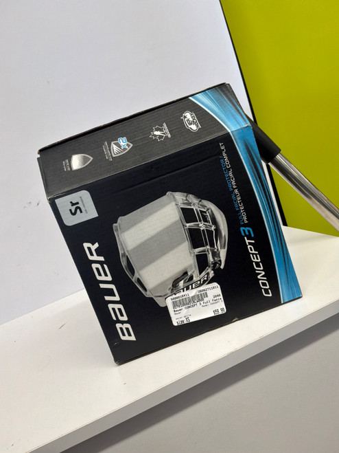 Vist Large View of Product Image Which is Used Bauer CONCEPT 3 Helmet Half Visor Combo White XS