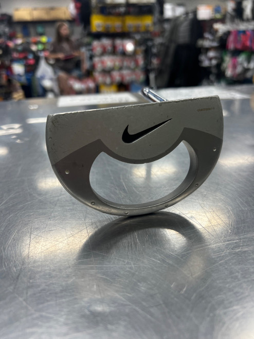 Vist Large View of Product Image Which is Used Nike OZ Mens Putter RH