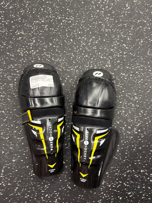 Vist Large View of Product Image Which is Used Pure Hockey SHIN GUARDS Junior Shin Guards Black 9"