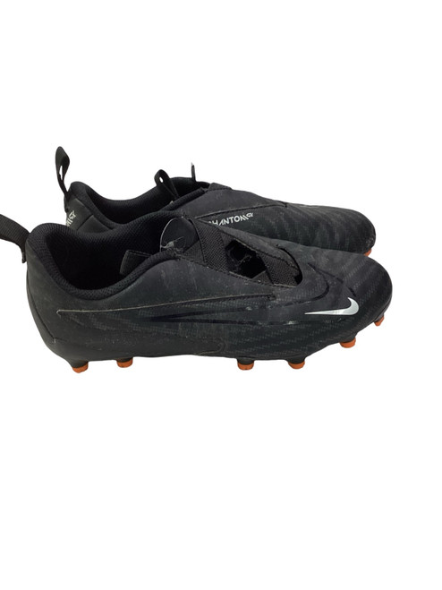 Vist Large View of Product Image Which is Used Nike Soccer Cleats Black And Orange Junior 04