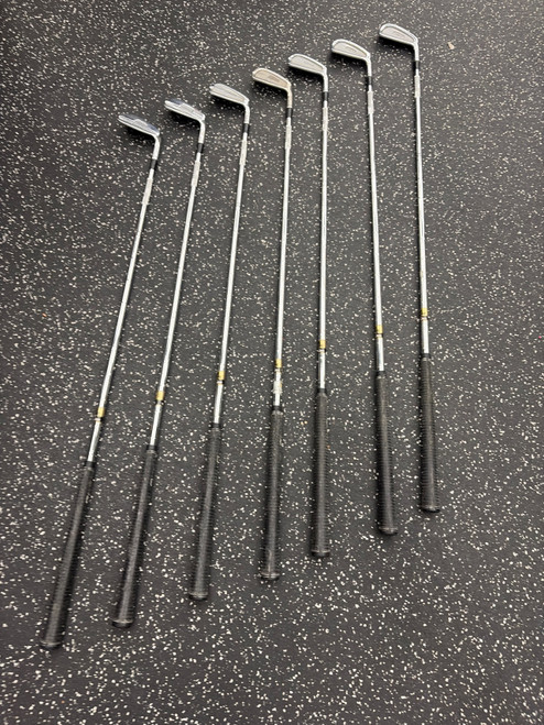 Vist Large View of Product Image Which is Used Titleist 735.CM FORGED Mens Iron Set RH 3I-9I