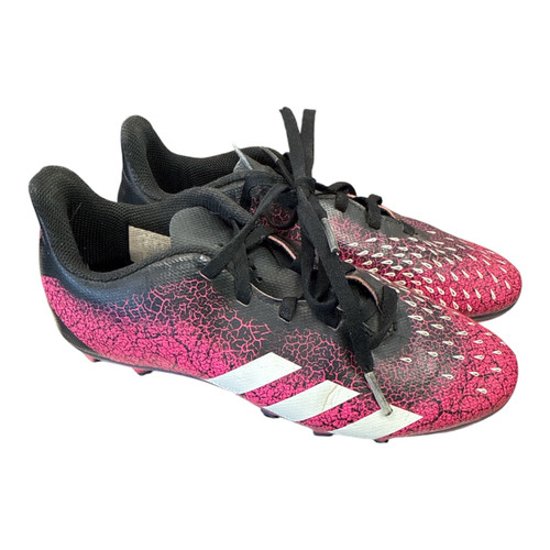 Vist Large View of Product Image Which is Soccer cleats