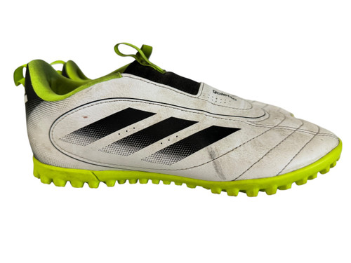 Vist Large View of Product Image Which is Used Adidas Soccer Turf Shoes White Senior 5.5