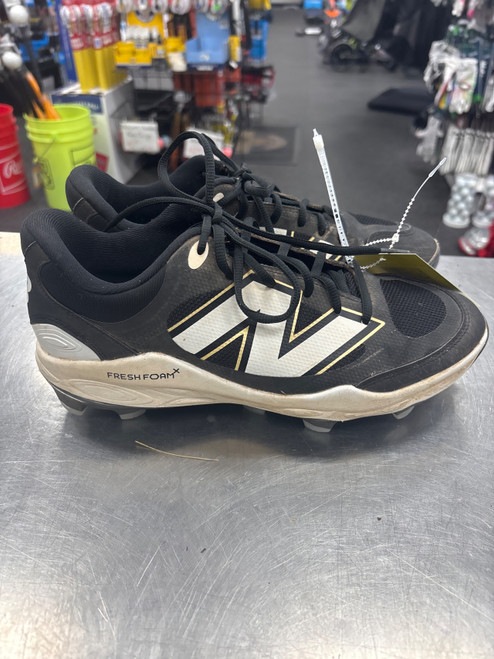 Vist Large View of Product Image Which is Used New Balance 3000V7 BB/SB Cleats Black Senior 10