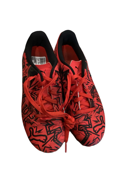 Vist Large View of Product Image Which is Used Puma Soccer Cleats Red Junior 02.5