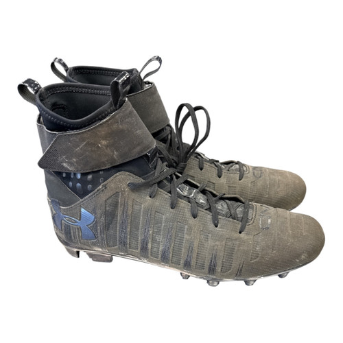 Vist Large View of Product Image Which is Football cleats
