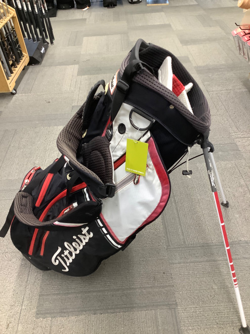 Vist Large View of Product Image Which is Used Titleist BLACK STAND BAG Mens Stand Bag Black