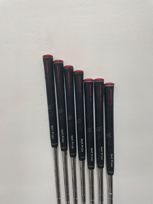 Vist Large View of Product Image Which is Used Ping PING G YELLOW DOT Mens Iron Set RH 4I-PW