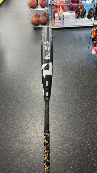Vist Large View of Product Image Which is Used Demarini 2022 VOODOO BB/SB High School -3 Bat 32"