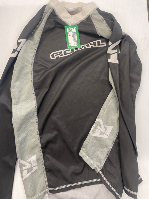 Vist Large View of Product Image Which is Used Adult Top Grey MD