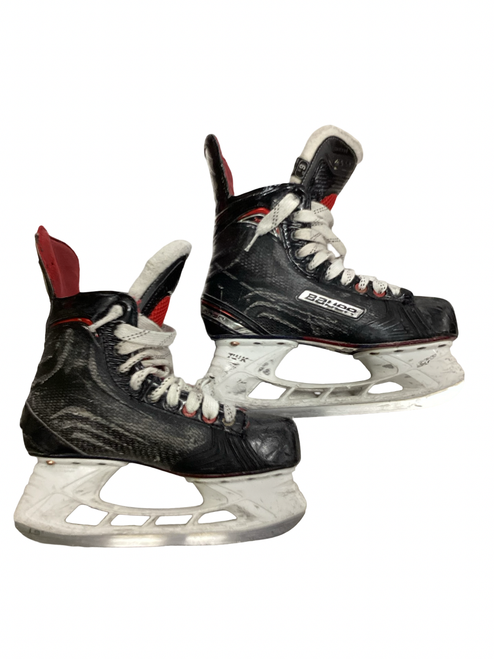 Vist Large View of Product Image Which is Used Bauer VAPOR X700 Senior Hockey Skate Senior 6.5