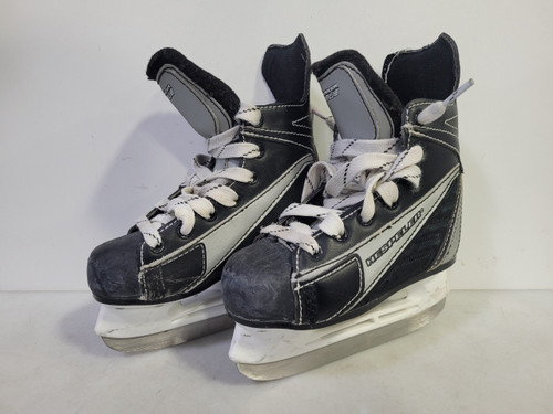 Vist Large View of Product Image Which is Used Hespeler ROGUE Youth Hockey Skate Youth 10.0