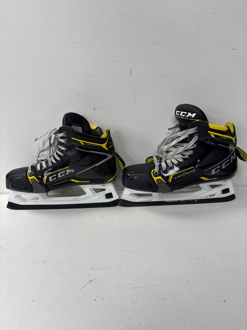 Vist Large View of Product Image Which is Used CCM SUPER TACKS AS3 PRO Senior Goalie Skate Senior 7.5 (new= $1000)