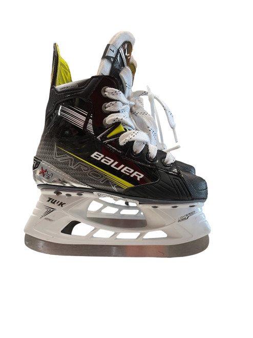 Vist Large View of Product Image Which is Used Bauer VAPOR X4 SZ 1 Junior Hockey Skate Junior 01