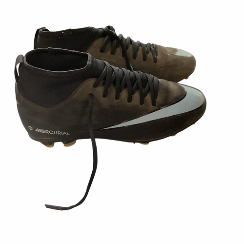 Vist Large View of Product Image Which is Used Nike Soccer Cleats Black And Carolina Blue Junior 05