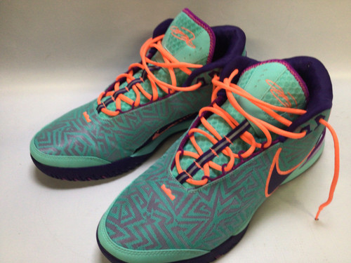 Vist Large View of Product Image Which is Lebron NXXT M Teal Senior 14