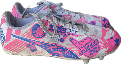 Vist Large View of Product Image Which is Used Puma Soccer Cleats White Junior 02