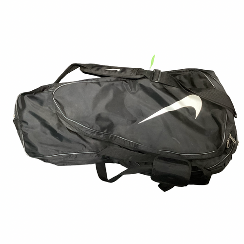 Vist Large View of Product Image Which is Used Nike Medium Equipment Bag