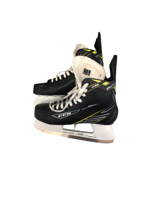 Vist Large View of Product Image Which is Used CCM 1092 Senior Hockey Skate Senior 11