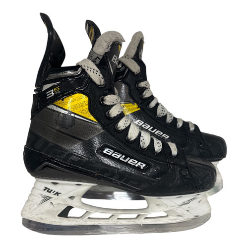 Vist Large View of Product Image Which is Used Bauer 3S PRO Intermediate Hockey Skate Intermediate 4.5