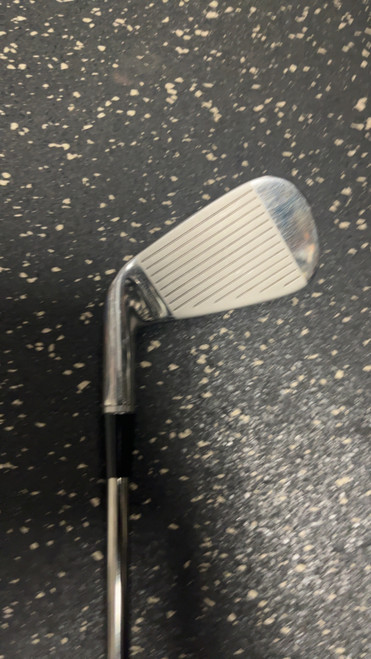 Vist Large View of Product Image Which is Used Callaway PARADYM AI SMOKE Mens Individual Iron RH 7 Iron