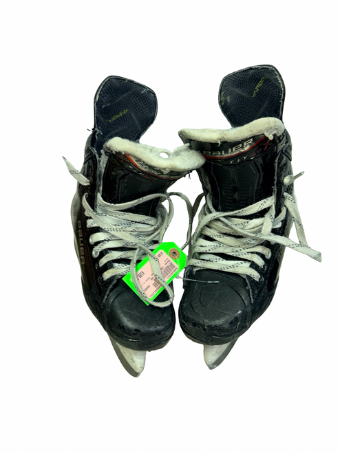 Vist Large View of Product Image Which is Used Bauer VAPOR FLY 40 Ice Hockey Skate Size 5 / Fit 1