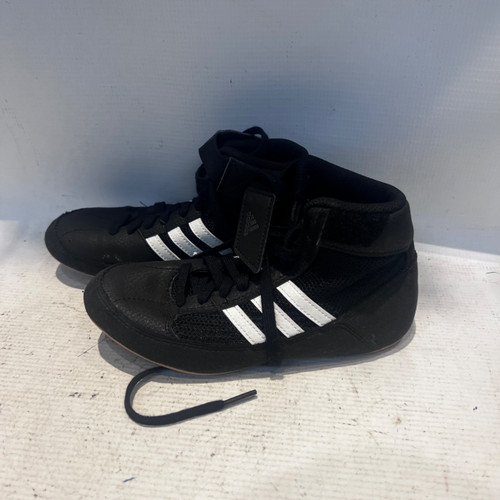 Vist Large View of Product Image Which is Used Adidas Wrestling Shoes Black Junior 02
