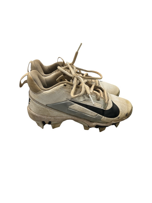 Vist Large View of Product Image Which is Used Nike Jr FB Cleats White Junior 02