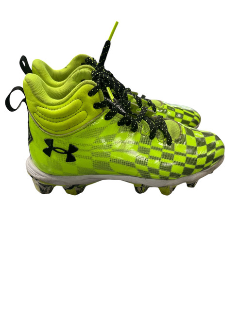Vist Large View of Product Image Which is Used Under Armour Jr FB Cleats Neon Green Junior 04