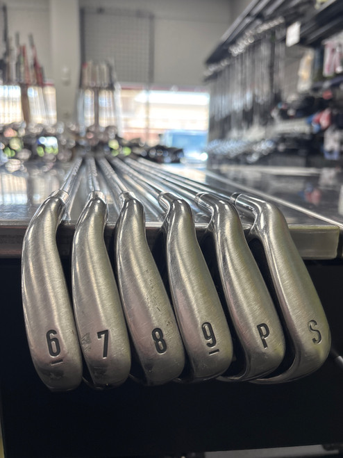 Vist Large View of Product Image Which is Used Callaway EDGE Left handed 2024 6PC 6-PW+SW Mens Iron Set LH 6I-SW