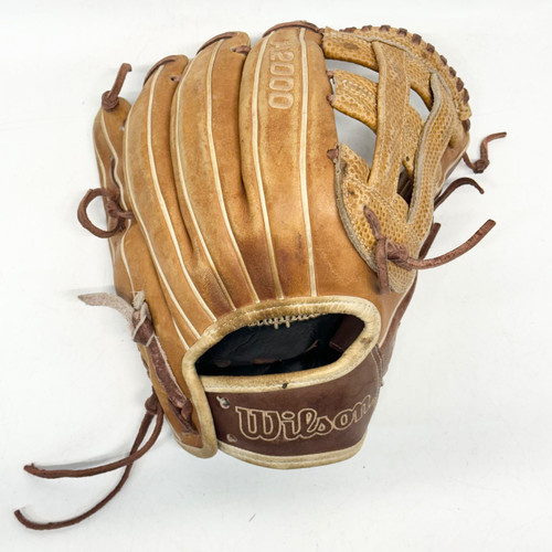 Vist Large View of Product Image Which is Used Wilson A2000 SR32 GM RH Throw Fastpitch Gloves Brown 12"