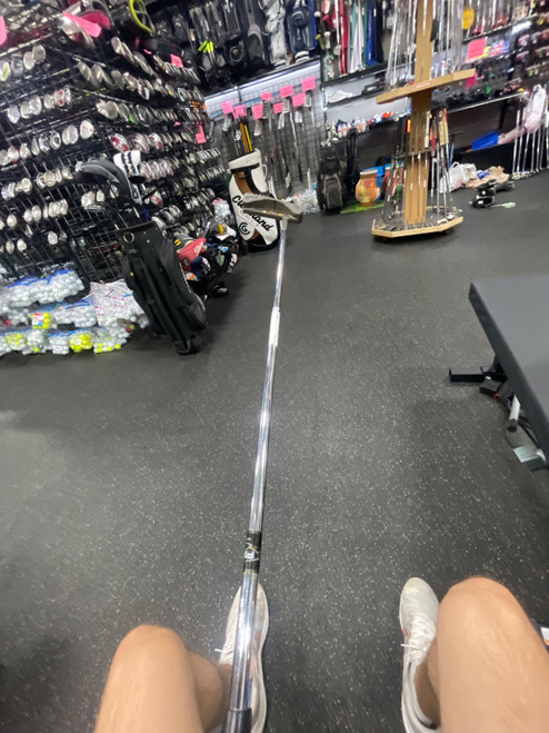 Vist Large View of Product Image Which is Used Ping ZING Mens Putter RH