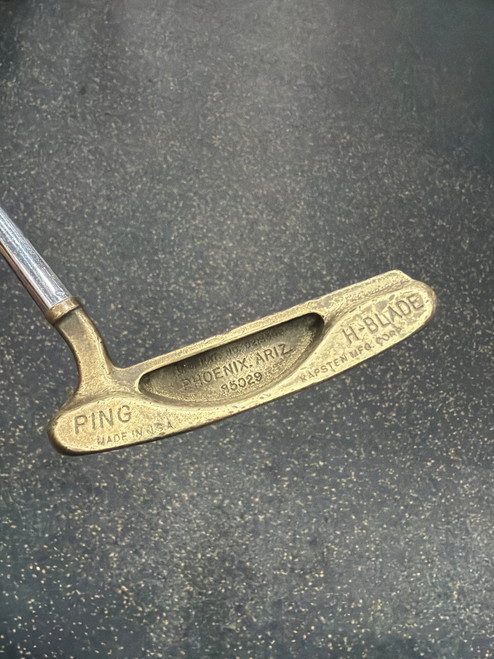 Vist Large View of Product Image Which is Used Ping H-BLADE Mens Putter RH