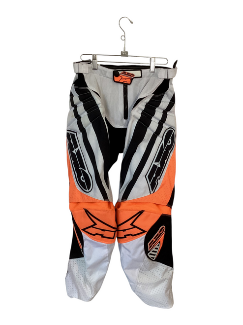 Vist Large View of Product Image Which is Used Adult Bottom White 