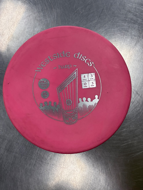 Vist Large View of Product Image Which is Used Westside BT SOFT HARP Disc Golf Putter Pink