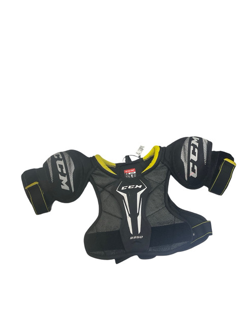 Vist Large View of Product Image Which is Used CCM 9550 Junior Shoulder Pads MD