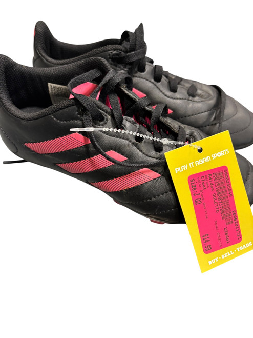 Vist Large View of Product Image Which is Used Adidas GOLETTO Soccer Cleats Black And Pink Junior 02