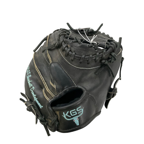 Vist Large View of Product Image Which is Used KGS27 TRAINER BB/SB Catchers RH Throw Black 28"