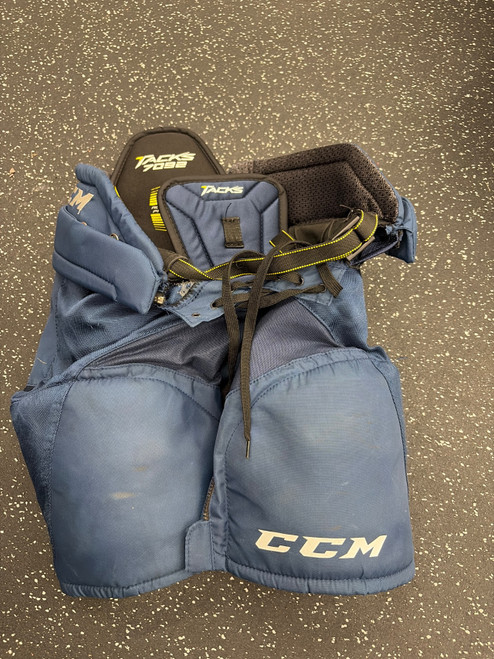 Vist Large View of Product Image Which is Used CCM TACKS 7092 Junior Pant Black MD