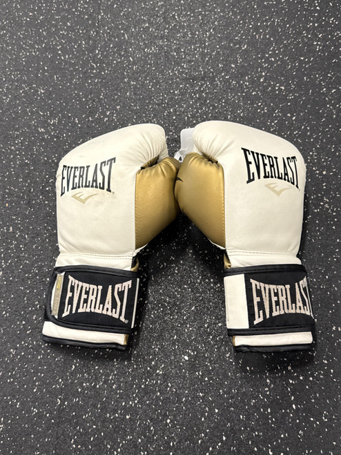 Vist Large View of Product Image Which is Used Everlast Boxing Gloves White Senior
