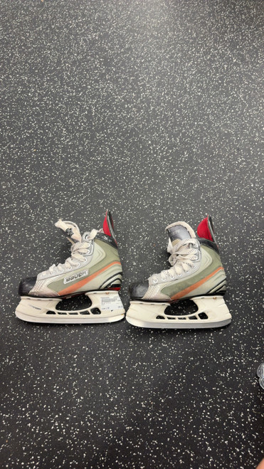 Vist Large View of Product Image Which is Used Bauer X 4.0 Junior Hockey Skate Junior 04