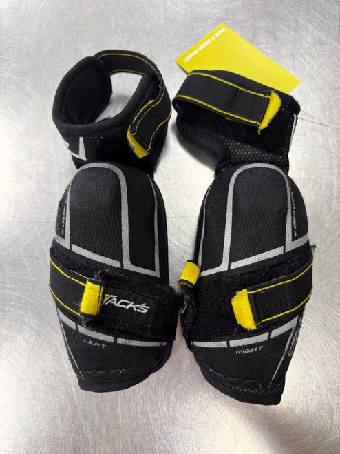 Vist Large View of Product Image Which is Used CCM TACKS 9550 Junior Elbow Pads SM