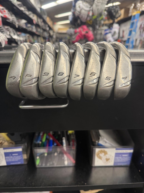 Vist Large View of Product Image Which is Used Taylormade RBZ ROCKETBALLZ Mens Iron Set RH 4I-GW/AW
